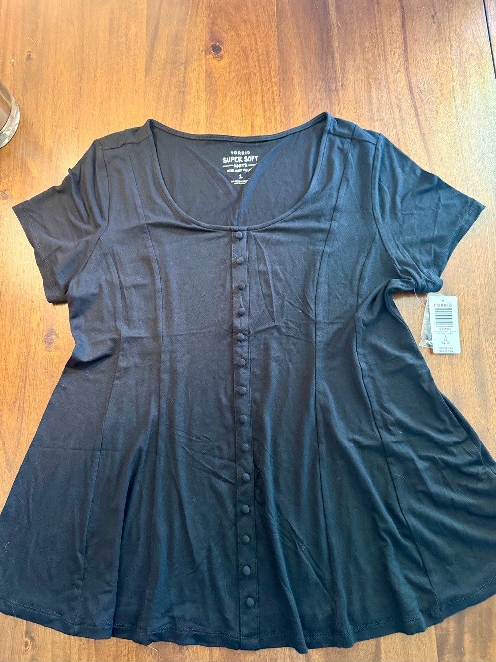 torrid Black Scoop Neck Button-Front Short Sleeve Top